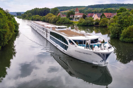 Cruise Ship
